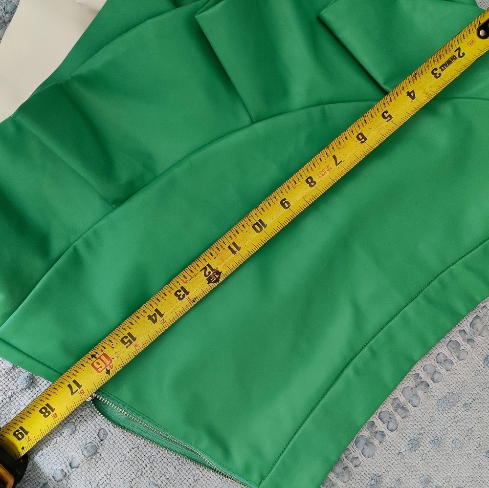 Green Ruffled Women's Skirt - Picture 8 of 13